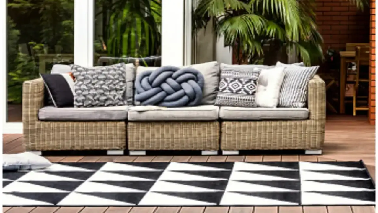 6 Best outdoor patio rugs to spruce up your space