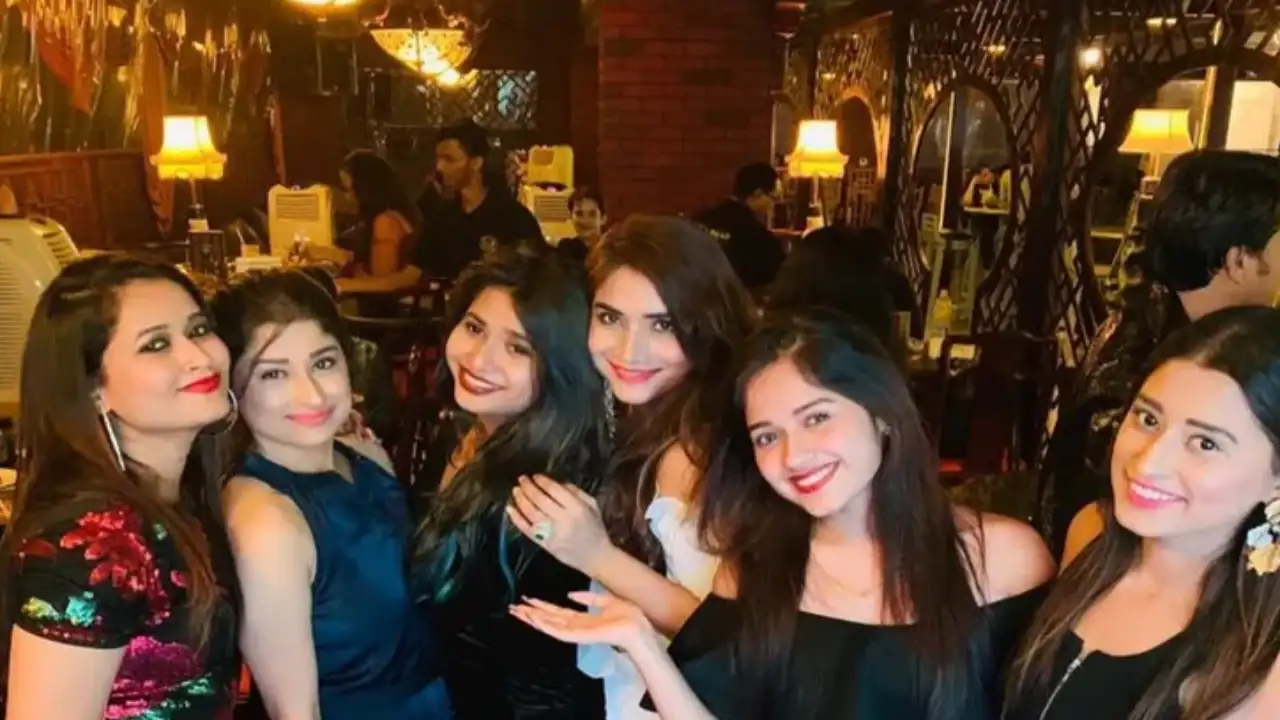 Bigg Boss 12: Khan sisters Somi & Saba have a gala time with Jannat Zubair Rehmani; Vie...
