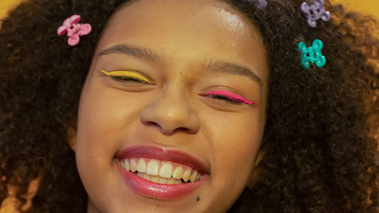 Amazon Great Freedom Festival Sale 2022: Get the best makeup kits and accessories under Rs. 6000 to look fab