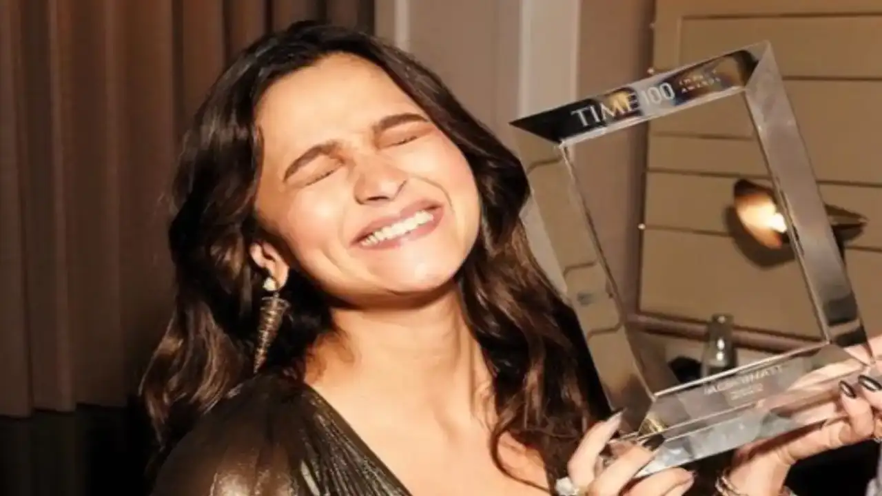 Mom-to-be Alia Bhatt redefines royalty in a shimmery gown as she receives Time100 Impact Award, See PICS