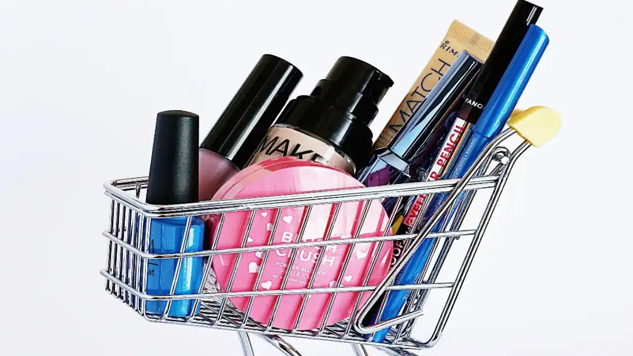 Amazon Great Indian Festival Sale 2022: 7 Must-Have Makeup Essentials At Slashed Prices