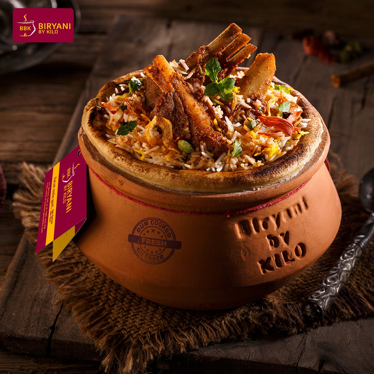 Spotted on the Bollywood wives, the most exquisitely crafted High Jewelry from Bvlgari exude sheer glamour