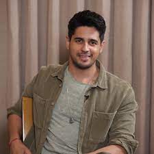 From Taurus to Pisces: 4 Zodiac signs that are most compatible with Sidharth Malhotra